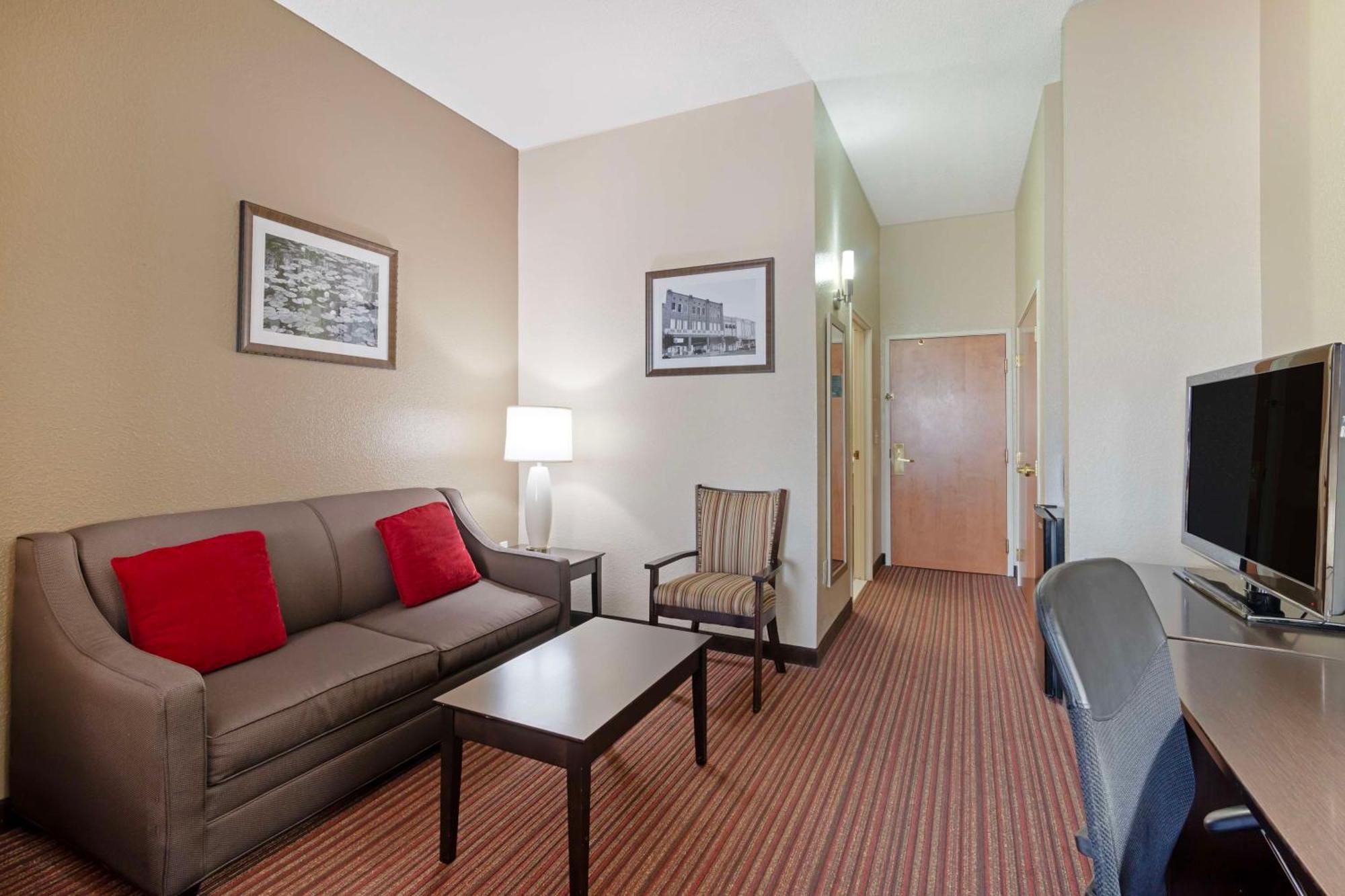 Best Western Plus Bradbury Inn And Suites Waycross Exterior foto