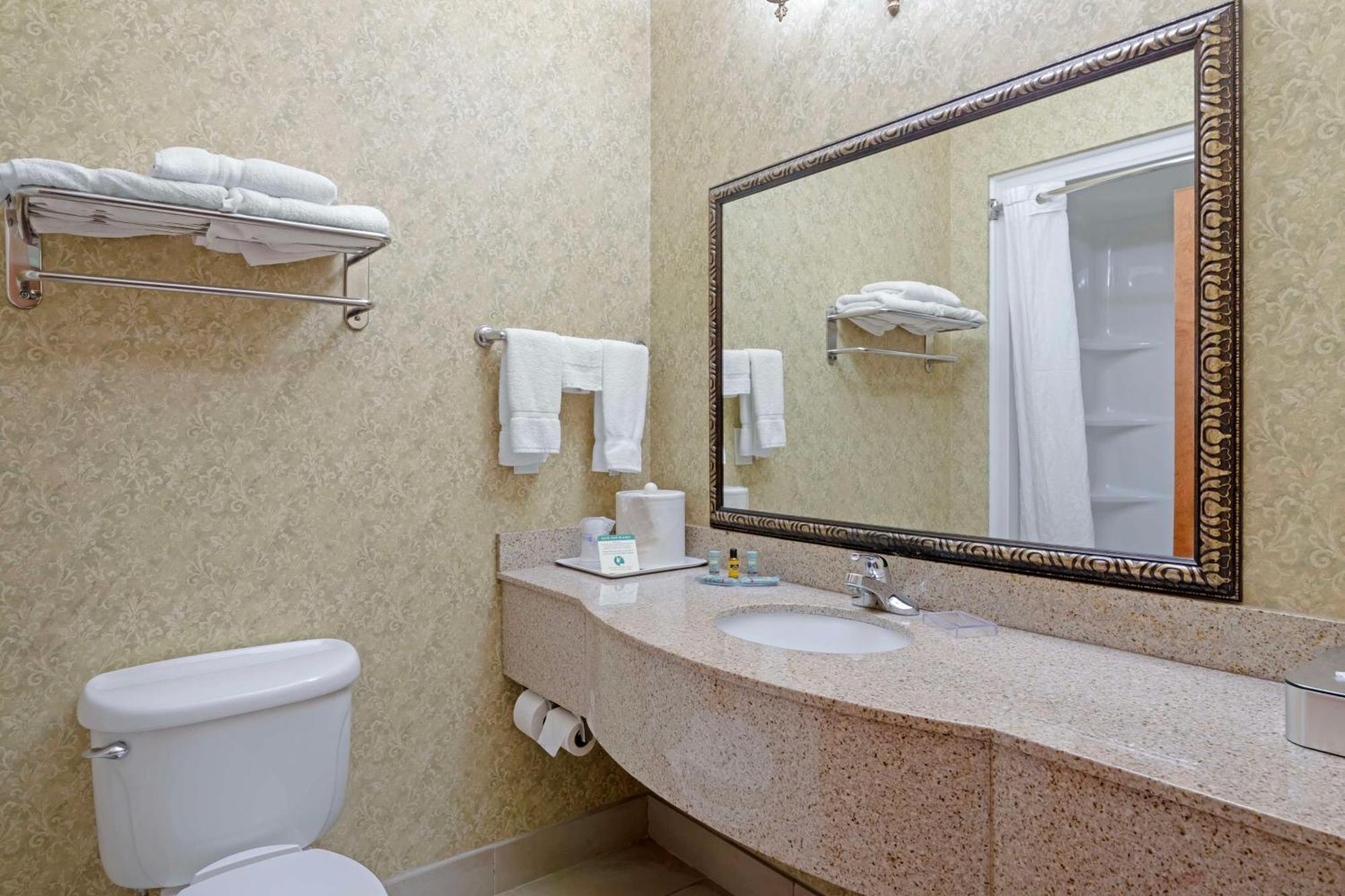 Best Western Plus Bradbury Inn And Suites Waycross Exterior foto