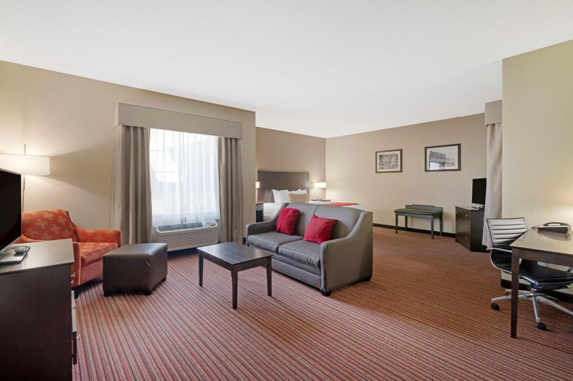 Best Western Plus Bradbury Inn And Suites Waycross Exterior foto
