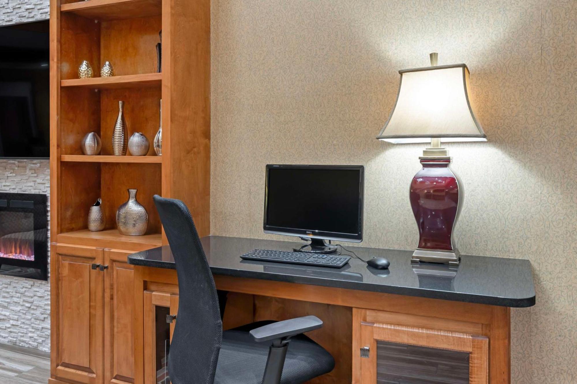 Best Western Plus Bradbury Inn And Suites Waycross Exterior foto
